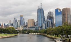 Melbourne skyscrapers over Yarra River
